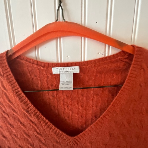 Orange Vneck Cashmere Sweater (L) - Picture 2 of 3